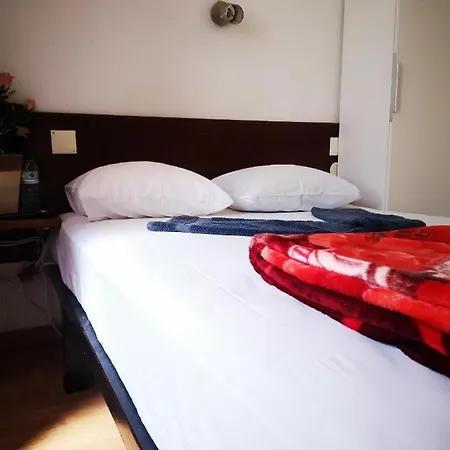 Hostel Benformoso 207