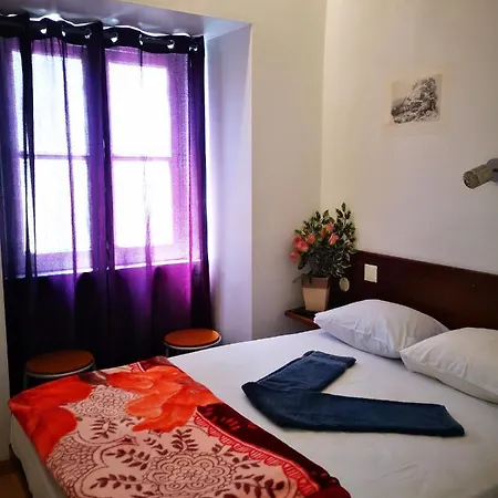 Hostel Benformoso 207 ゲストハウス