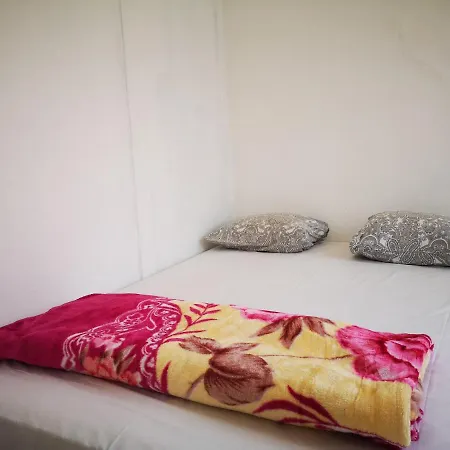 Πανσιόν Hostel Benformoso 207